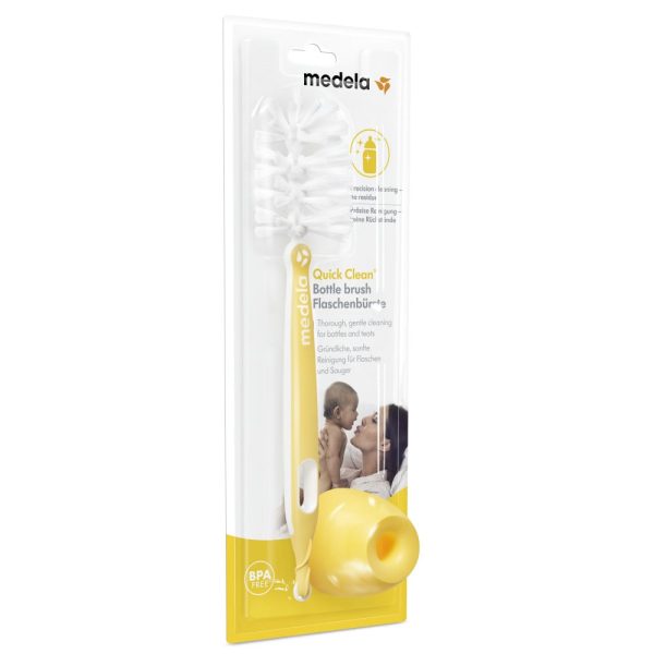 Medela-Quick-Clean-Bottle-and-Nipple-Brush-in-Pakistan-4.jpg